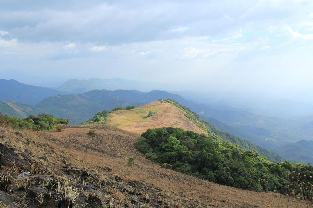 7TH HEAVEN Kannur Chakkarakkal Exterior foto